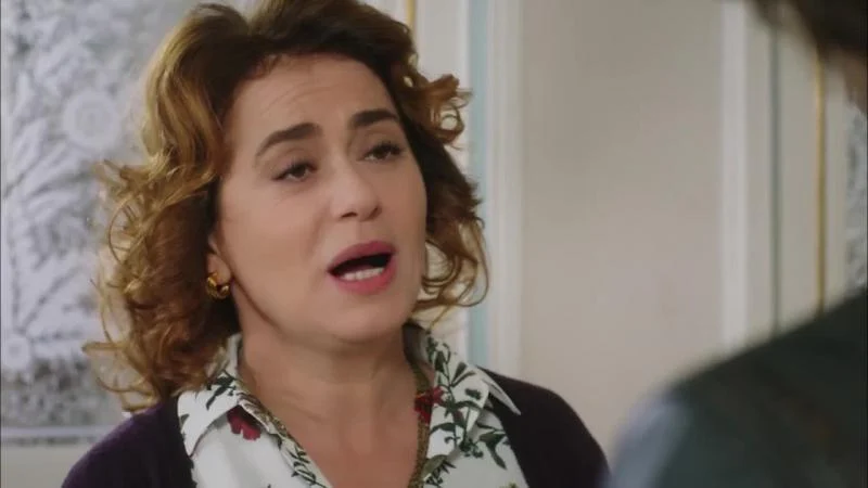 Кадры из сериала Госпожа Фазилет и ее дочери 12 серия 1 сезон (2017)